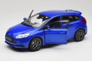 Ford Focus ST Mk2 Blue Metallic Minichamps 1:18 110082001 Druckguss — Bild 2 von 8