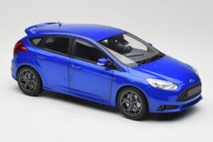 Ford Focus ST Mk2 Blue Metallic Minichamps 1:18 110082001 Druckguss — Bild 6 von 8