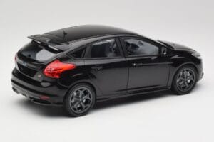 Ford Focus ST Mk2 Panther Black Metallic Minichamps 1:18 110082000 Druckguss — Bild 3 von 8