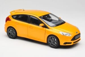 Ford Focus ST Mk2 Tangerine Scream Minichamps 1:18 110082005 Druckguss — Bild 6 von 8