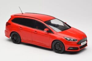 Ford Focus ST Turnier Mk3 Race Red MCG 1:18 MCG18466 Druckguss — Bild 4 von 6