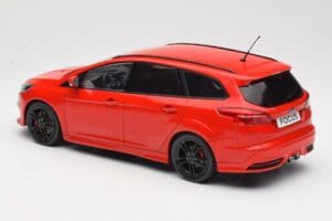 Ford Focus ST Turnier Mk3 Race Red MCG 1:18 MCG18466 Druckguss — Bild 5 von 6