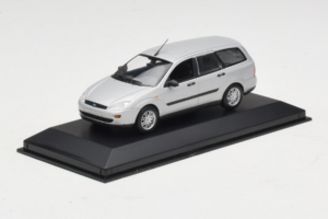 Ford Focus Mk1 Turnier Silber Minichamps 1:43 FOCUS004 Druckguss — Bild 2 von 5