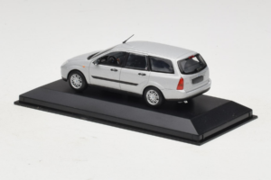 Ford Focus Mk1 Turnier Silber Minichamps 1:43 FOCUS004 Druckguss — Bild 3 von 5