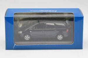 Ford Galaxy Mk1 Blau Minichamps 1:43 430089501 Druckguss — Bild 4 von 4