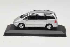 Ford Galaxy Mk2 Silber Minichamps 1:43 GALAXY001 Druckguss