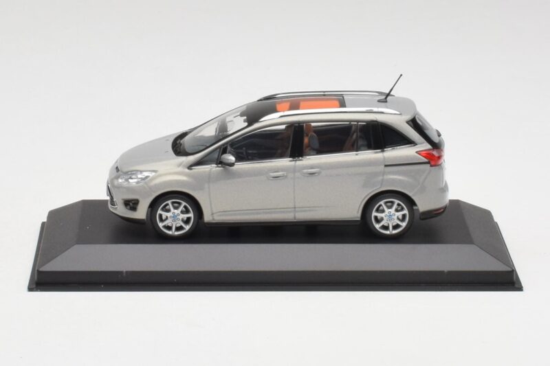 Ford Grand C-Max Mk2 Grau Metallic Minichamps 1:43 400089101 Druckguss