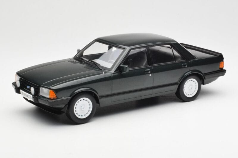 Ford Granada Mk2 2.8 Injection Dunkelgrün MCG 1:18 MCG18263 Druckguss