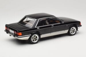 Ford Granada Mk2 2.8 Injection Gray Metallic MCG 1:18 MCG18536 Druckguss — Bild 2 von 6