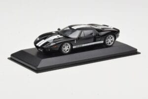 Ford GT Schwarz Minichamps 1:43 400084204 Druckguss — Bild 2 von 4