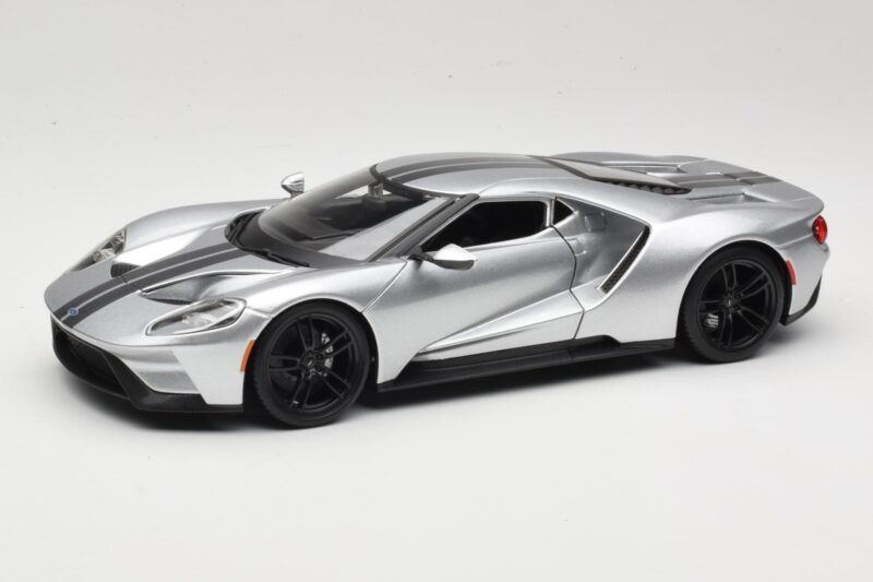Ford GT Silber Maisto 1:18 31384 Druckguss