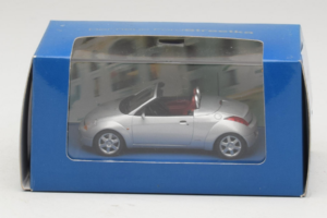 Ford Ka Cabriolet Silber Minichamps 1:43 403086434 Druckguss — Bild 4 von 4