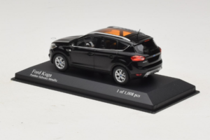 Ford Kuga Black Metallic Minichamps 1:43 400087202 Druckguss — Bild 3 von 4