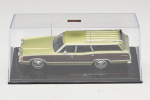 Ford LTD Country Squire Green Bronze IXO 1:43 CLC608N Druckguss — Bild 4 von 5