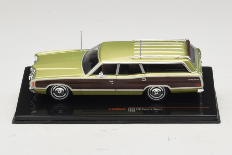 Ford LTD Country Squire Green Bronze IXO 1:43 CLC608N Druckguss