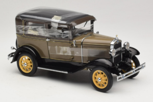 Ford Model A Tudor Chicle Drab Motor City 1:18 41003 Druckguss — Bild 4 von 6