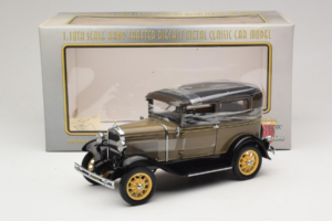 Ford Model A Tudor Chicle Drab Motor City 1:18 41003 Druckguss — Bild 6 von 6