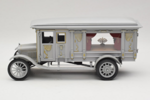 Ford Model T Ornate Carved Hearse Precision Miniatures 1:18 PMSC-07G Druckguss — Bild 4 von 8