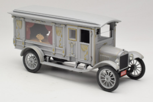Ford Model T Ornate Carved Hearse Precision Miniatures 1:18 PMSC-07G Druckguss — Bild 6 von 8