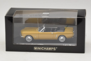 Ford Mustang Cabriolet Gold Minichamps 1:43 400082432 Druckguss — Bild 4 von 4