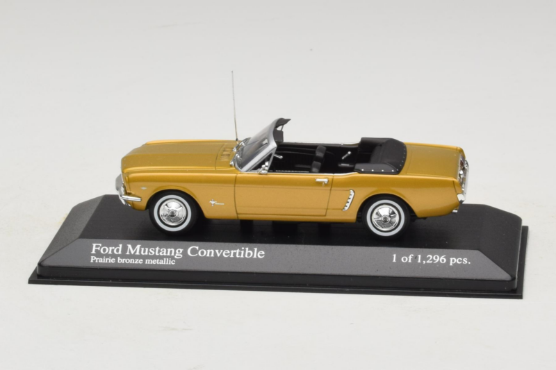 Ford Mustang Cabriolet Gold Minichamps 1:43 400082432 Druckguss