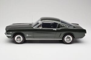 Ford Mustang Fastback Ivy Green Otto 1:12 G079 Resin — Bild 3 von 6