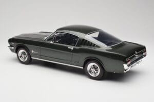 Ford Mustang Fastback Ivy Green Otto 1:12 G079 Resin — Bild 5 von 6