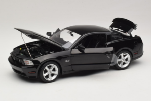 Ford Mustang GT Schwarz Drive Movie GreenLight 1:18 13609 Druckguss — Bild 2 von 8