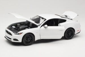Ford Mustang GT S550 Weiß Maisto 1:18 31197 Druckguss — Bild 2 von 8