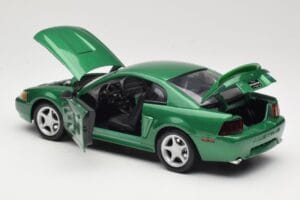 Ford Mustang GT SN95 Grün Maisto 1:18 50326 Druckguss — Bild 5 von 8