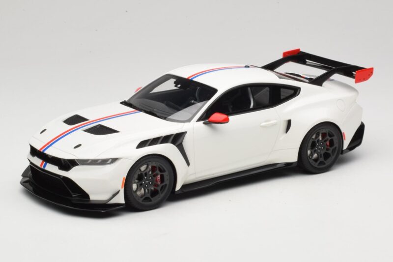 Ford Mustang GTD S650 Spirit of America Performance White GT Spirit 1:18 GT956 Resin