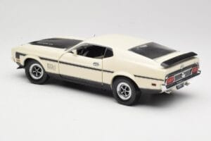 Ford Mustang Mach 1 Weiß Sun Star 1:18 3602 Druckguss — Bild 7 von 8