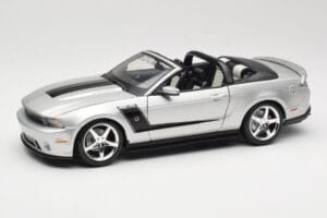 Ford Mustang S197 Roush 427R Cabriolet Silber Maisto 1:18 31669 Druckguss