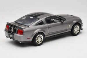 Ford Mustang S197 Shelby GT500 40th Anniversary Grau Shelby Collectibles 1:18 DC075005 Druckguss — Bild 3 von 8