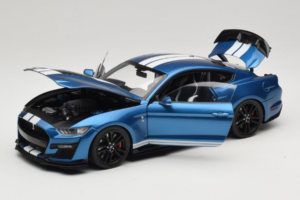 Ford Mustang Shelby GT500 S550 Atlas Blue Metallic IXO 1:18 18RDC244-FO Druckguss — Bild 2 von 8