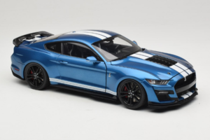 Ford Mustang Shelby GT500 S550 Atlas Blue Metallic IXO 1:18 18RDC244-FO Druckguss — Bild 6 von 8