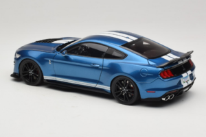 Ford Mustang Shelby GT500 S550 Atlas Blue Metallic IXO 1:18 18RDC244-FO Druckguss — Bild 7 von 8