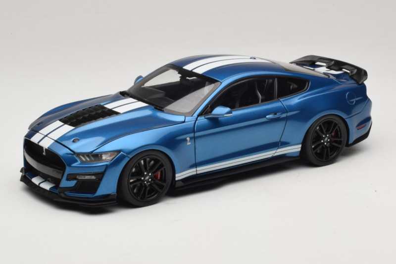 Ford Mustang Shelby GT500 S550 Atlas Blue Metallic IXO 1:18 18RDC244-FO Druckguss