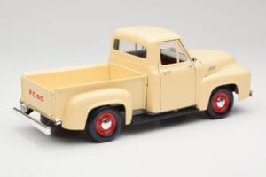 Ford Pickup Colonial Weiß Road Legends 1:18 92148 Druckguss — Bild 3 von 8