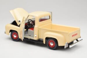 Ford Pickup Colonial Weiß Road Legends 1:18 92148 Druckguss — Bild 5 von 8