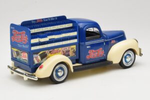Ford Pepsi-Cola Replica Golden Wheel 1:18 PF351 Druckguss — Bild 3 von 8
