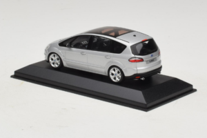 Ford S-Max Silber Minichamps 1:43 SMAX001 Druckguss — Bild 3 von 5
