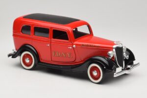 Ford Sedan Rot Solido 1:18 8066 Druckguss — Bild 6 von 8