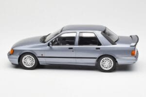 Ford Sierra RS Cosworth Hellblau MCG 1:18 MCG18174 Druckguss — Bild 3 von 6