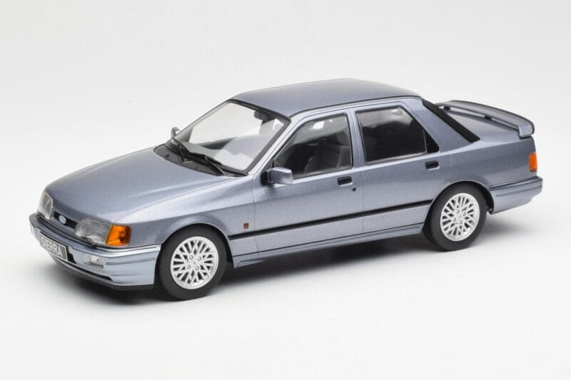 Ford Sierra RS Cosworth Hellblau MCG 1:18 MCG18174 Druckguss