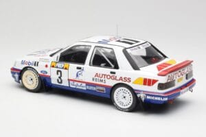 Ford Sierra RS Cosworth 4x4 #3 M. Biasion / T. Siviero Rally Monte Carlo 1992 MCG 1:18 MCG18355R Druckguss — Bild 5 von 6