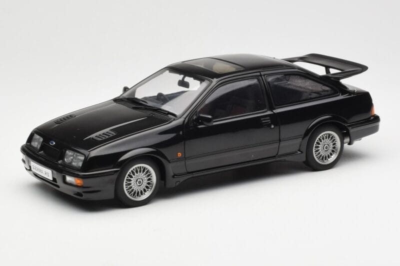 Ford Sierra RS Cosworth Schwarz AUTOart 1:18 72861 Druckguss