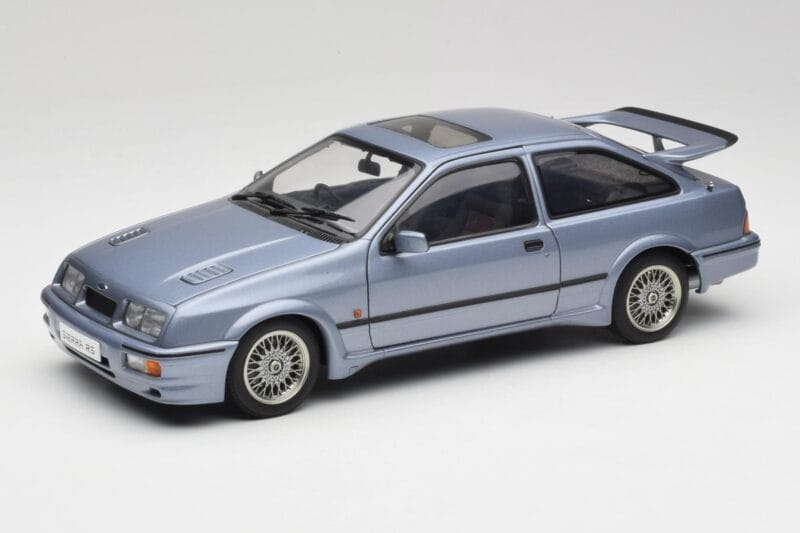 Ford Sierra RS Cosworth Moonstone Blau AUTOart 1:18 72863 Druckguss