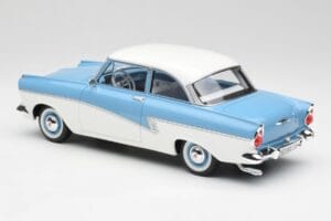 Ford Taunus 17M P2 Hellblau & Weiß BoS Models 1:18 BOS019 Druckguss — Bild 5 von 6