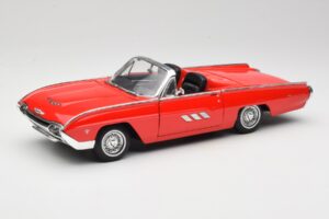 Ford Thunderbird Cabriolet Rot Anson 1:18 30334 Druckguss